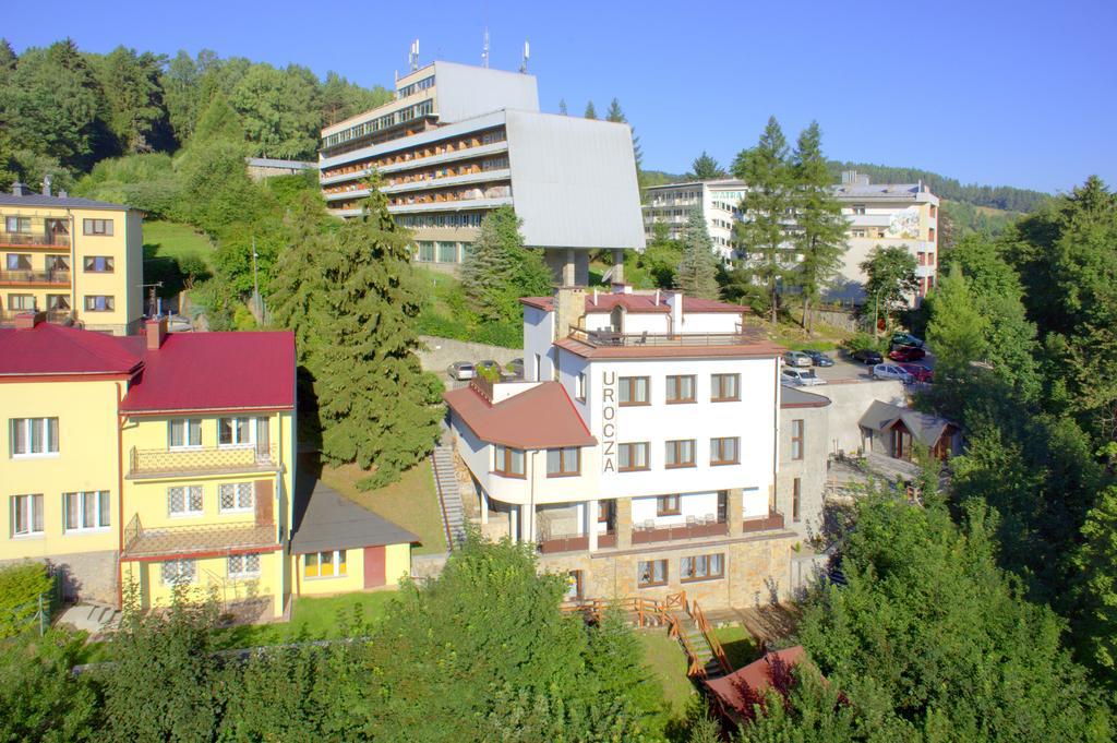 Urocza Art Pensjonat Bed and Breakfast Krynica-Zdrój Exteriör bild